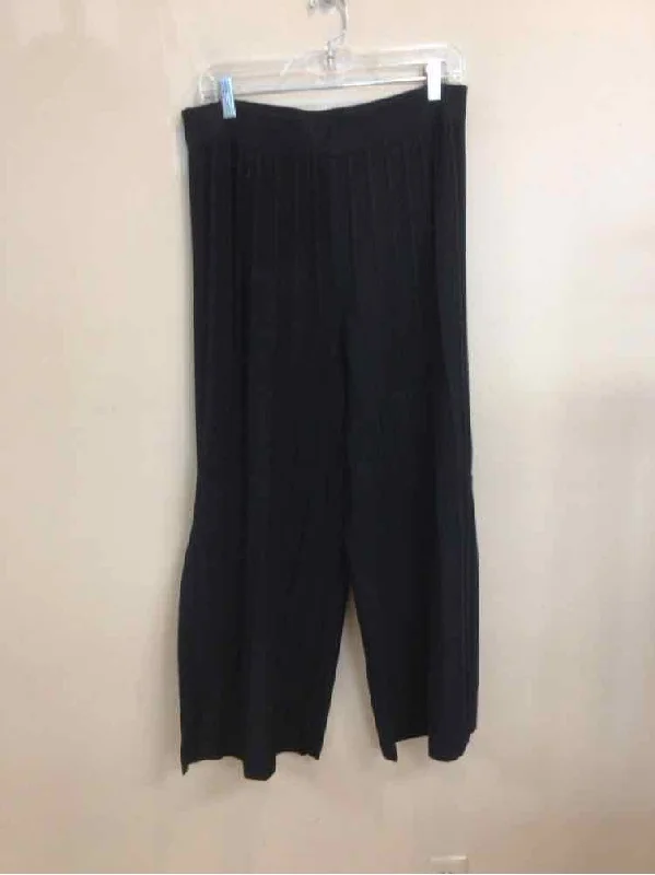 THEORY SIZE LARGE Ladies PANTS